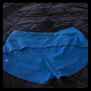 Size 6 Lululemon Speed Up shorts